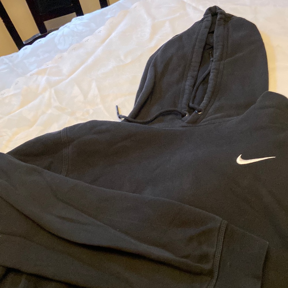 Nike hoodie black